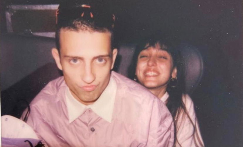 Sangiovanni e l’amore per Giulia Stabile: la sua “presenza” anche a Sanremo, il retroscena preview