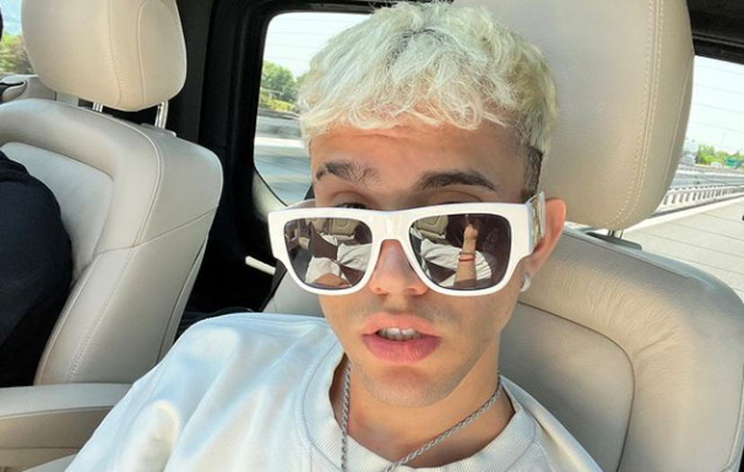 Problemi di salute per Aka7even: sospeso il tour, come sta? – VIDEO preview