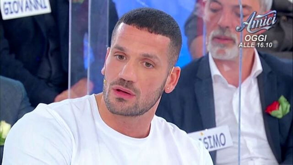 Luca Salatino concorrente del GF Vip? Sarebbe lui il “tronista molto discusso”, l’indiscrezione article-post