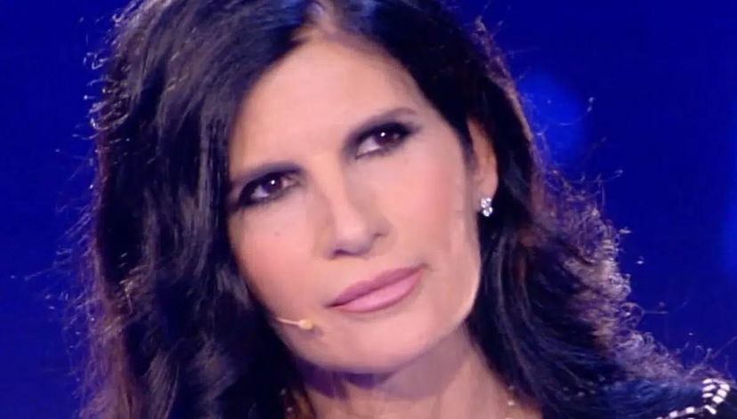 Pamela Prati concorrente ufficiale del GF Vip 7: pronta a raggiungere in taxi la spiatissima Casa preview