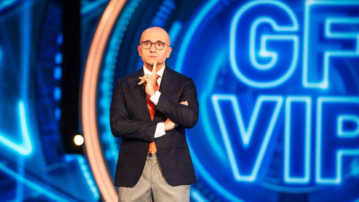 GF Vip poco vip? Maurizio Costanzo interviene: “Ecco perché non partecipano grandi star”, e difende Pamela Prati article-post