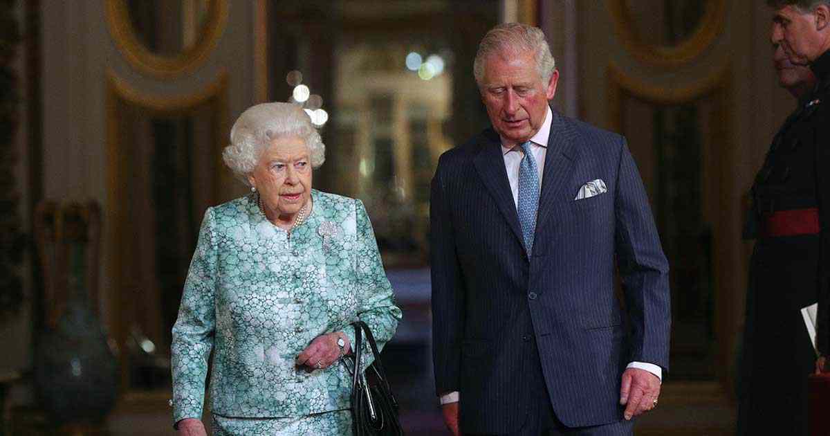 La Regina Elisabetta è morta: Carlo è diventato Re