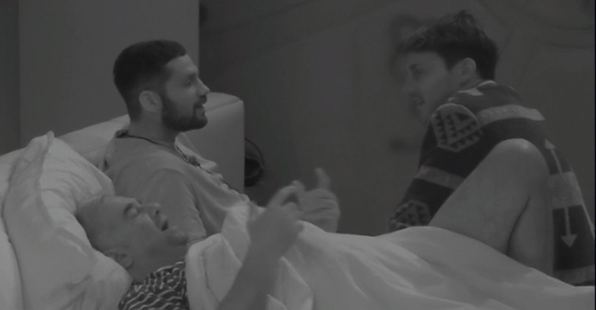 Tutta la Casa contro Charlie Gnocchi, Antonino perde la pazienza: “Sei maleducato e prepotente”, caos al GF Vip – VIDEO article-post