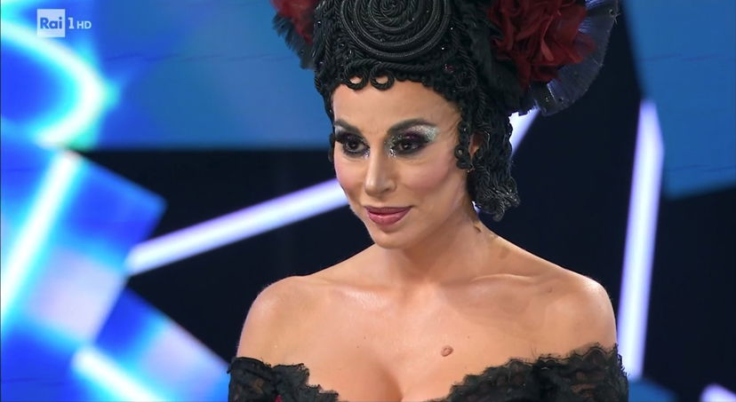 Valeria Marini è Cher a Tale e Quale Show 2022: Cristiano Malgioglio senza pietà preview
