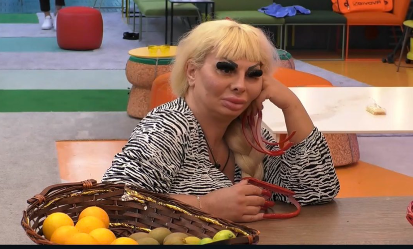 Elenoire Ferruzzi si lamenta dell’aggressività di Luca Salatino: “I suoi insulti non li reggo più, questo gioco non fa per lui” preview