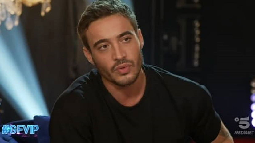 Antonino Spinalbese contro gli autori del GF Vip: “Tutte stronz*te, devo stare zitto perché sto andando oltre…” preview