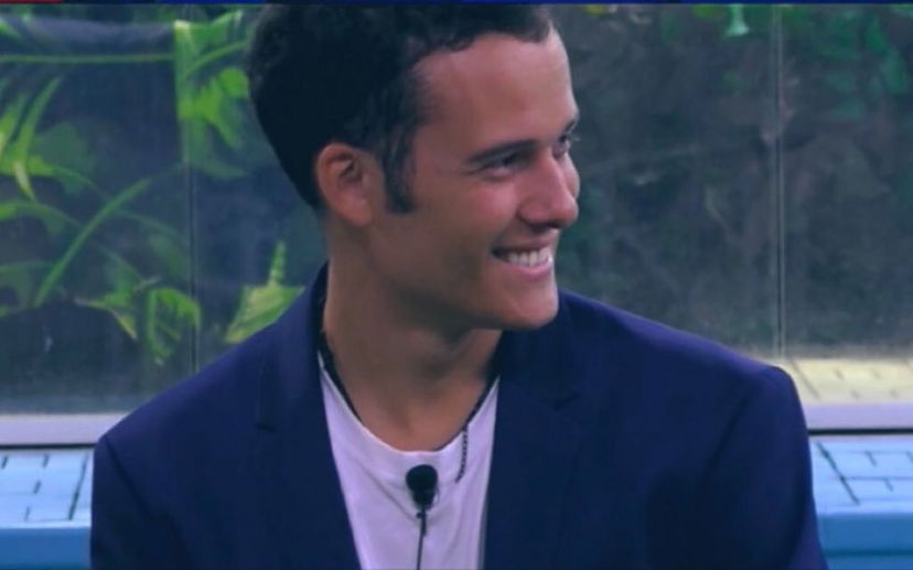 “Edoardo è bisex?”, Antonella Fiordelisi commenta con Elenoire: “Io ho pensato che lo fosse…” – VIDEO preview