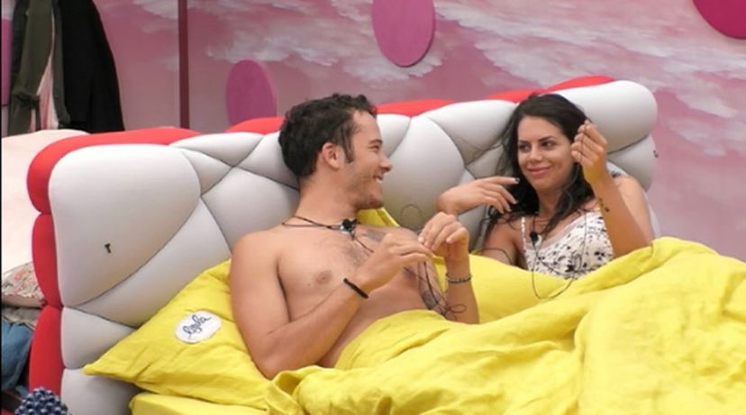 “Edoardo è cotto di Antonella”, un’amica di Donnamaria commenta la coppia del GF Vip preview