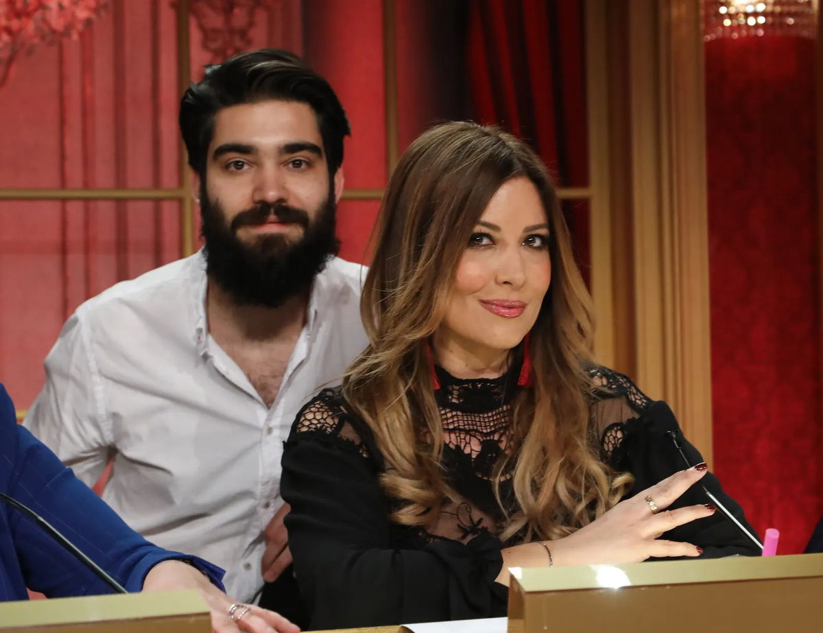 Selvaggia Lucarelli: richiesta (assurda) del Codacons prima di Ballando con le Stelle, spunta anche Fedez article-post