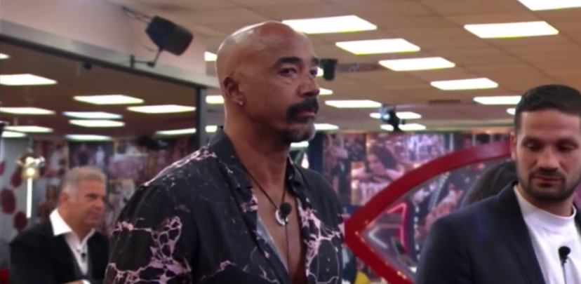 Amaurys “ribalta” Charlie al GF Vip, lite esplosiva nella Casa: “Falso di merd*, tuttologo di sta minchi*” – VIDEO preview