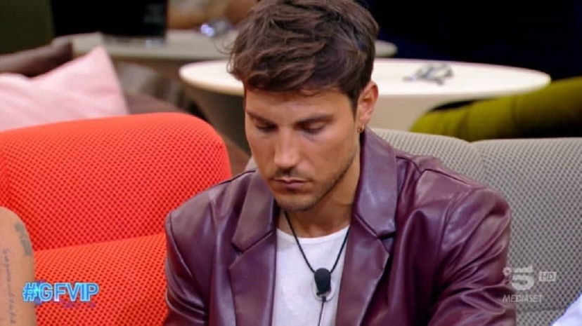 Daniele Dal Moro, account sospeso: lite con Oriana e “sclero” contro hater e fan preview