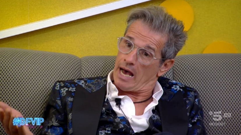 “Minacce e insulti”, l’ex fidanzata di Marco Bellavia lancia delle pesantissime accuse preview