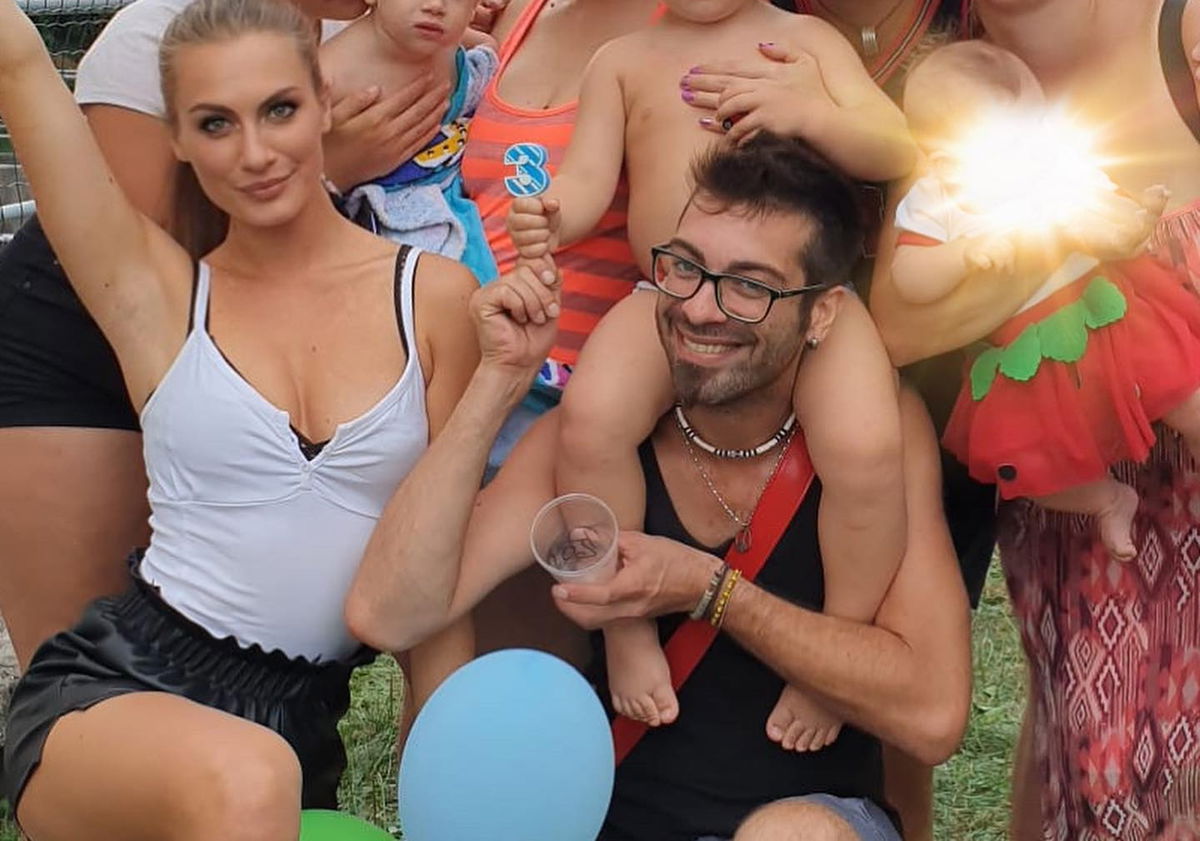 Chi è il fratello di Nikita Pelizon? “Non l’ho visto per anni”, poi la svolta, ecco cosa è successo tra di loro article-post