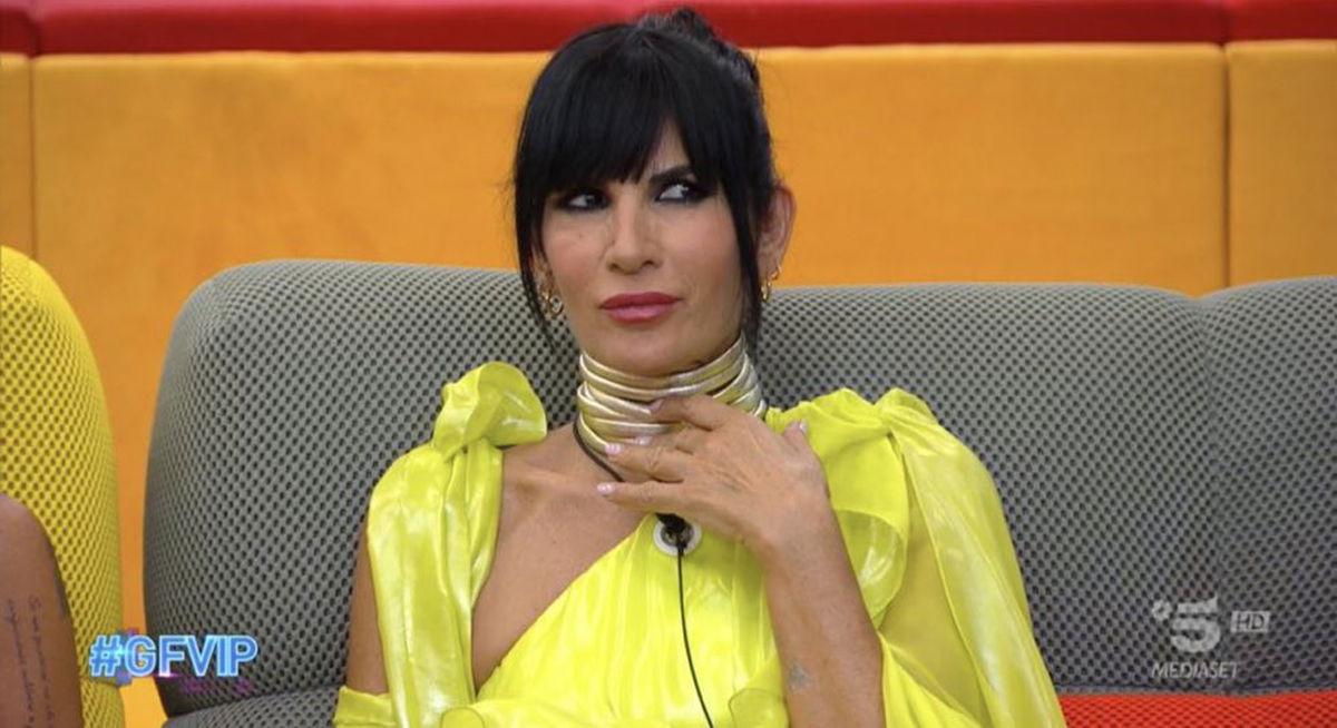 Pamela Prati, cosa pensa Maurizio Costanzo del caso Mark Caltagirone: “Ospitate pagate? Possibile” article-post