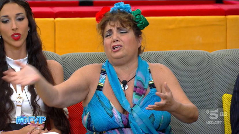 Gegia insulta Bellavia anche durante la diretta del GF Vip, Antonella: “Insensibile o senza cervello!” preview