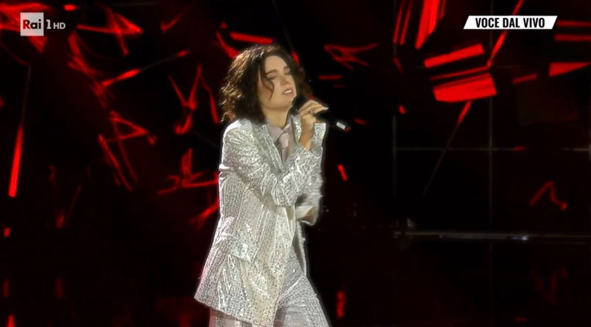 Rosalinda Cannavò è Madame a Tale e Quale Show: c’è anche Andrea Zenga ad applaudirla, la dedica article-post