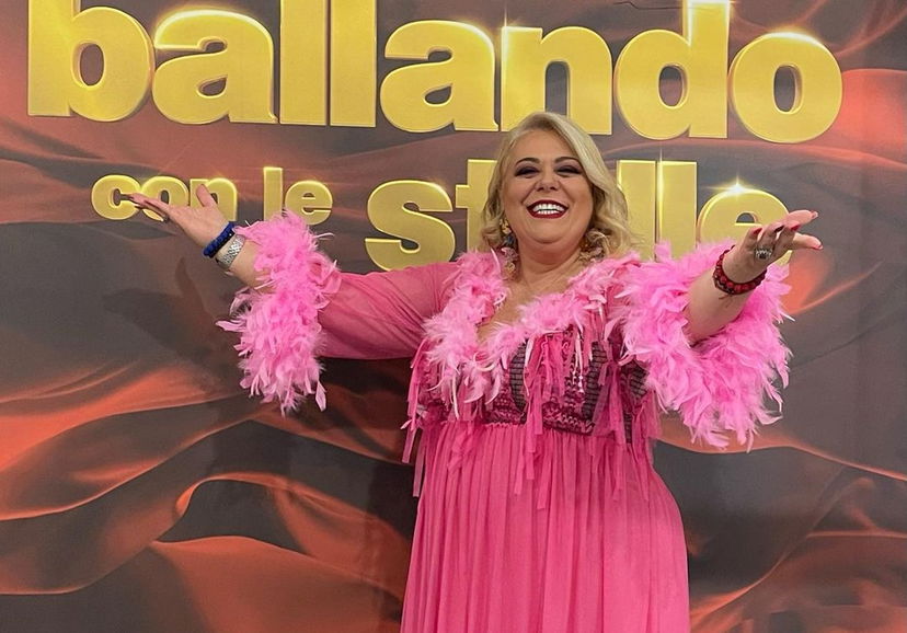 Chi è Rossella Erra, perché è famosa: carriera della giurata del popolo di Ballando con le Stelle preview