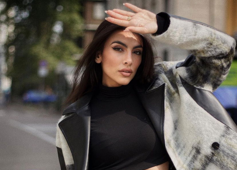 Il tumore di Giulia Salemi raccontato da mamma Fariba: “Per anni è stata debole, minuta e sofferente preview