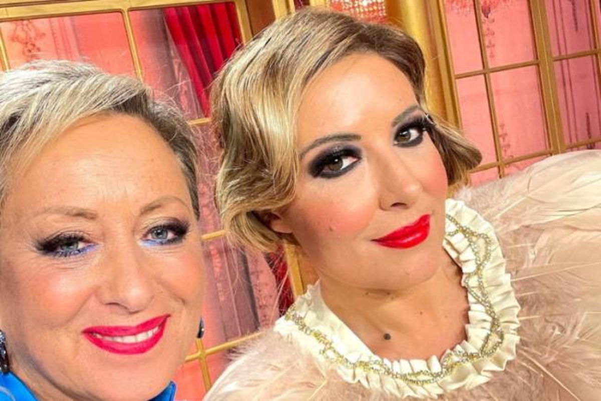 Carolyn o Selvaggia? Rossella Erra svela con chi si schiera: retroscena sul selfie senza la Lucarelli article-post