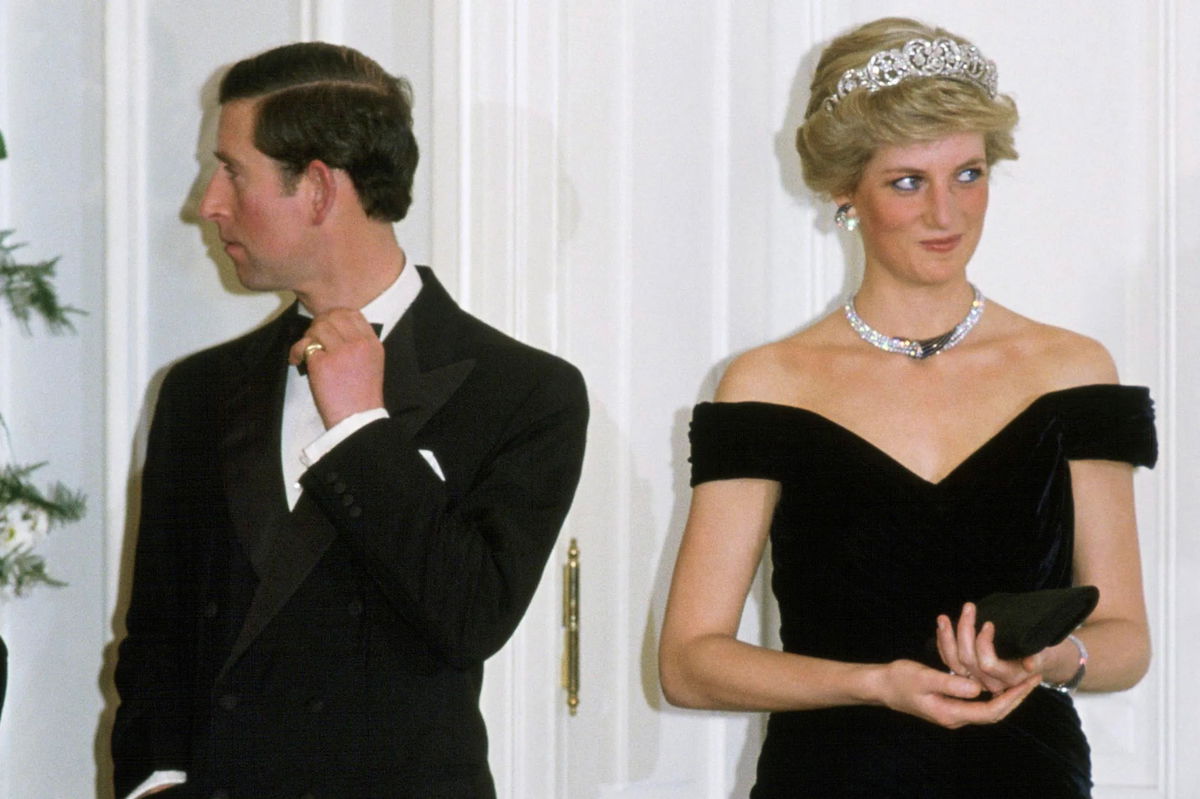 Lady Diana, “Volevano farla passare per pazza”: il piano dello staff di Re Carlo, addetto stampa vuota il sacco article-post