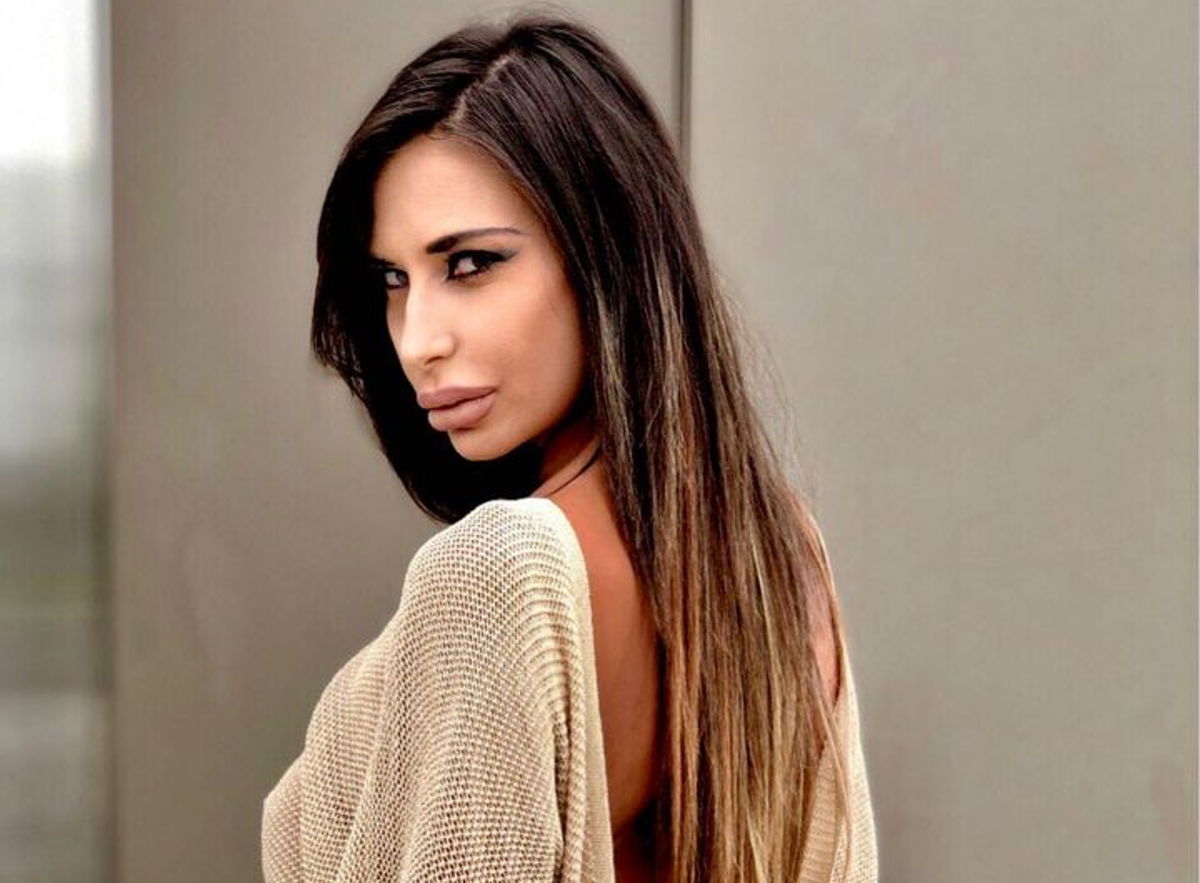 Sarah Altobello al GF Vip, chi è? Il fidanzato manager: perché è famosa, età e vita privata article-post