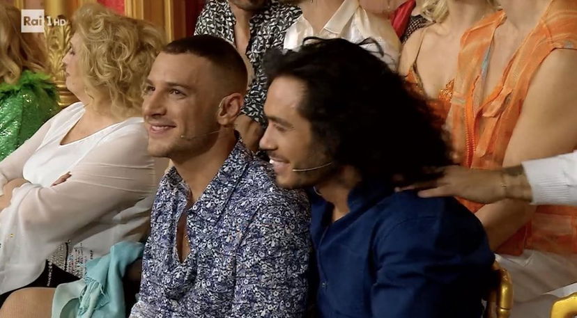 Alex Di Giorgio parla di outing a Ballando con le stelle: “L’ha fatto la persona che amavo”, ecco la differenza con il coming out preview