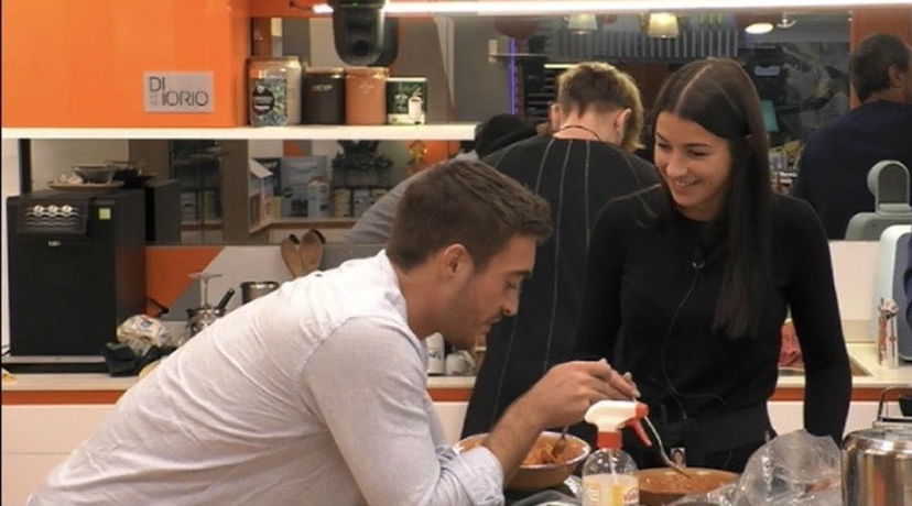 Ginevra e Antonino attaccati fino in Bulgaria, ex concorrente interviene: “Che vergogna! Andate a zappare la terra” – VIDEO preview