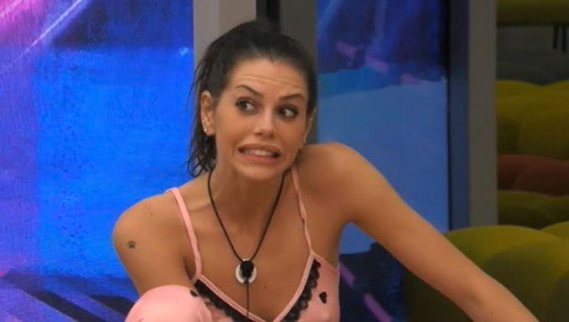 Antonella Fiordelisi, un gesto nella Casa scatena la nuova polemica: “maleducata!” – VIDEO preview