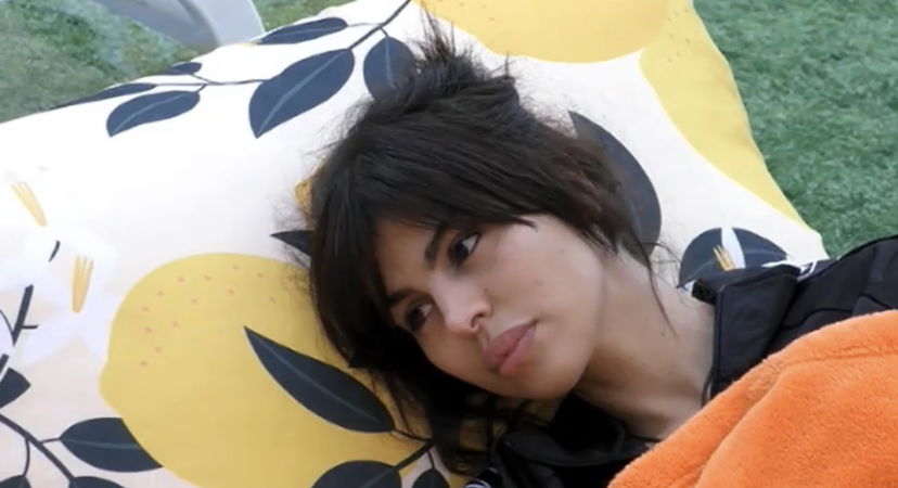 Dana Saber vede un demone “con la testa di mucca” al GF Vip: “Mi sono messa a pregare” – VIDEO preview