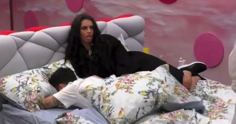 Antonella sbrocca contro Edoardo e fa le smorfie alle sue spalle: “Sei infantile, ti hanno insegnato l’educazione?” – VIDEO preview