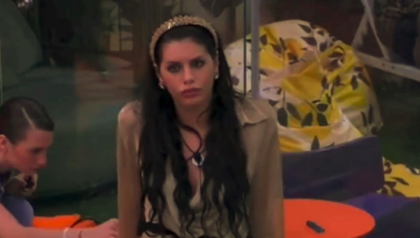 I “nervi scoperti” di Antonella Fiordelisi: due vipponi verranno denunciati? Parla Giaele – VIDEO preview