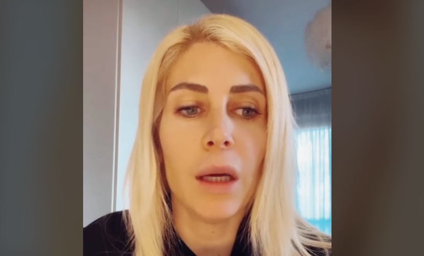 Paola Caruso torna sui social dopo un mese: “È successa una disgrazia a mio figlio Michele”, il motivo dell’assenza preview