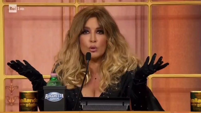 Selvaggia Lucarelli finalmente dice ciò che avrebbe dovuto dire da tempo: “Teatrino stucchevole, mi sono stancata” preview