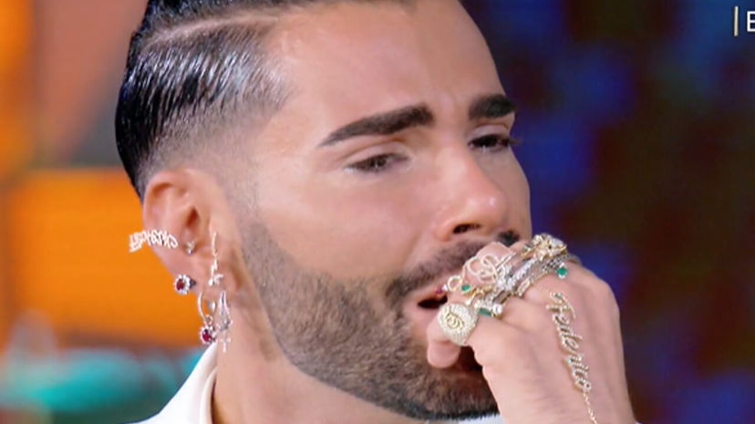 Federico Fashion Style sta con un uomo? La verità dopo la fine della storia con la compagna Letizia Porcu preview