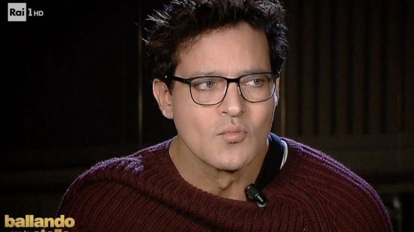 Gabriel Garko, la maledizione di Ballando con le Stelle: nuovo infortunio, gufato da Alberto Matano? preview