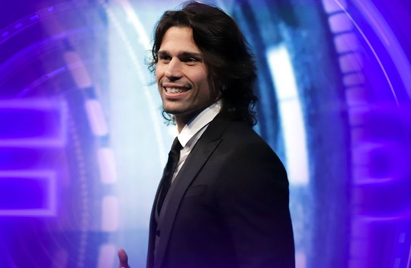 Chi è la mamma di Luca Onestini? La signora Carla è identica al figlio – FOTO preview