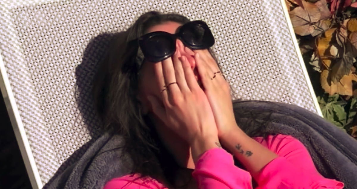 “Giuro che mi vendicherò”, Antonella Fiordelisi piange al GF Vip: il padre tira in ballo il bullismo article-post