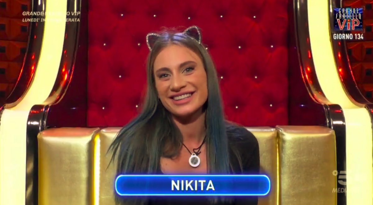 “Pedine nelle mani degli autori”, la mamma di Nikita Pelizon contro la produzione del GF Vip article-post