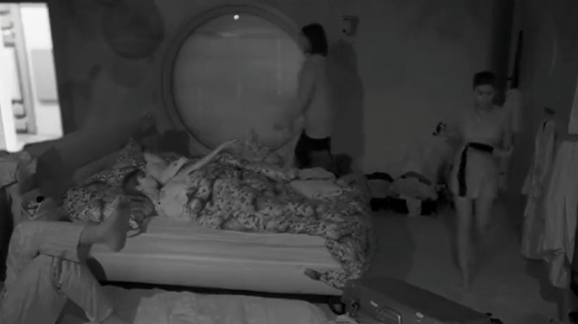 Armadio gate, scoppia la lite violenta tra Oriana e Dana: volano insulti in arabo e minacce ad Onestini preview