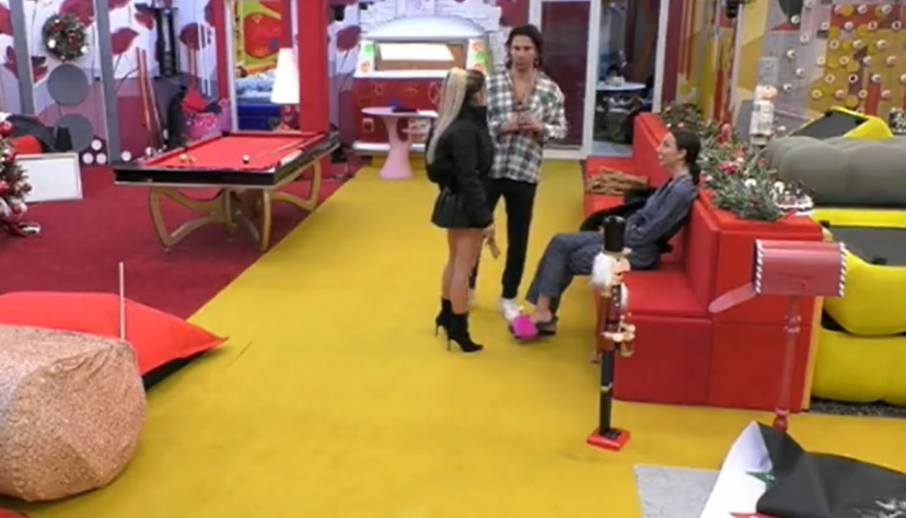 “Ridicola, mi ha rotto il caz*o!”, scenata di Oriana per Onestini: Giaele non la prende bene preview