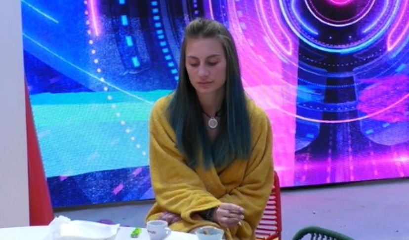 Il fratello di Onestini smentisce Nikita: “Non sei stata ricambiata, rispettalo”, ma lei fa una confessione particolare preview