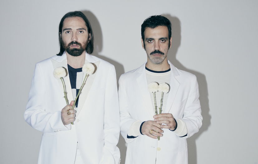 Colapesce e Dimartino a Sanremo 2023, vero nome: Fidanzata, figli e significato della canzone del Festival preview