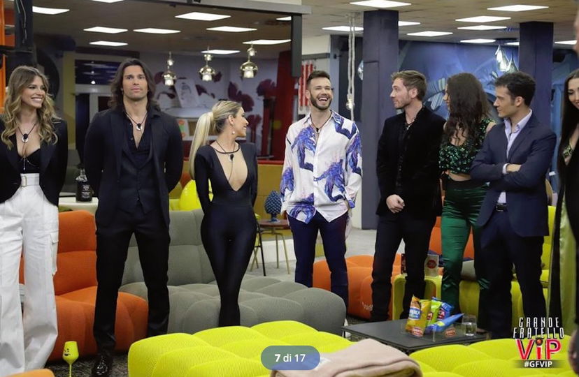 Due concorrenti del Grande Fratello Vip hanno avuto una storia? Spunta il gossip: “Si sono baciati…” preview