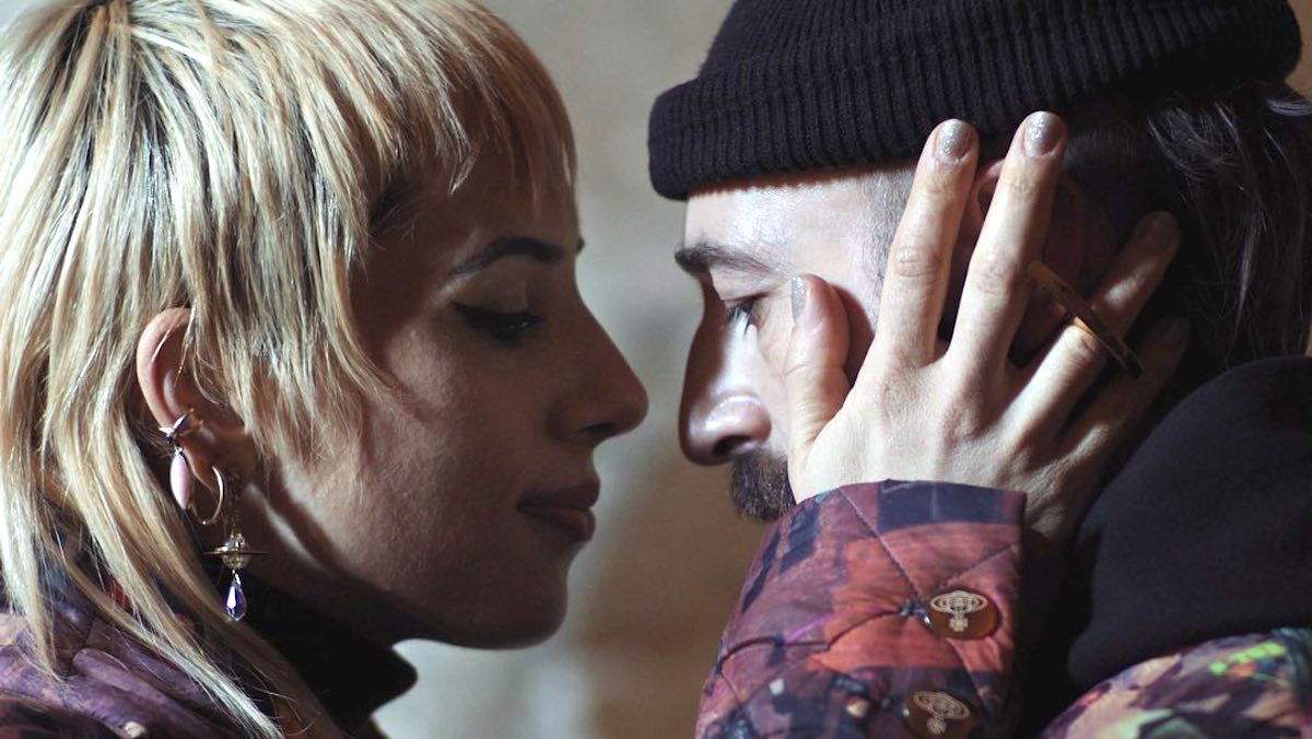 Coma Cose si sposano: Fausto Lama e California, proposta di matrimonio a Sanremo 2023 – VIDEO article-post