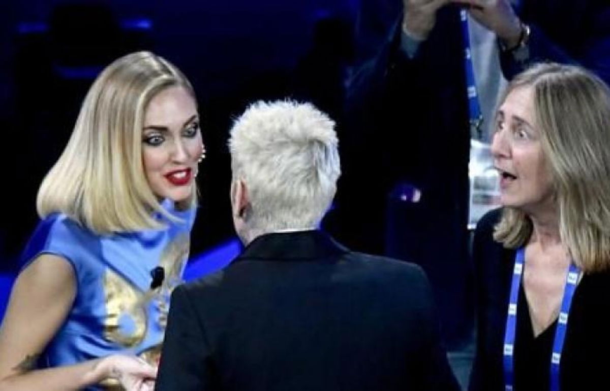 Ferragnez in crisi dopo Sanremo 2023? Fedez scomparso, i gesti sibillini di Chiara e l’analisi di Selvaggia Lucarelli article-post
