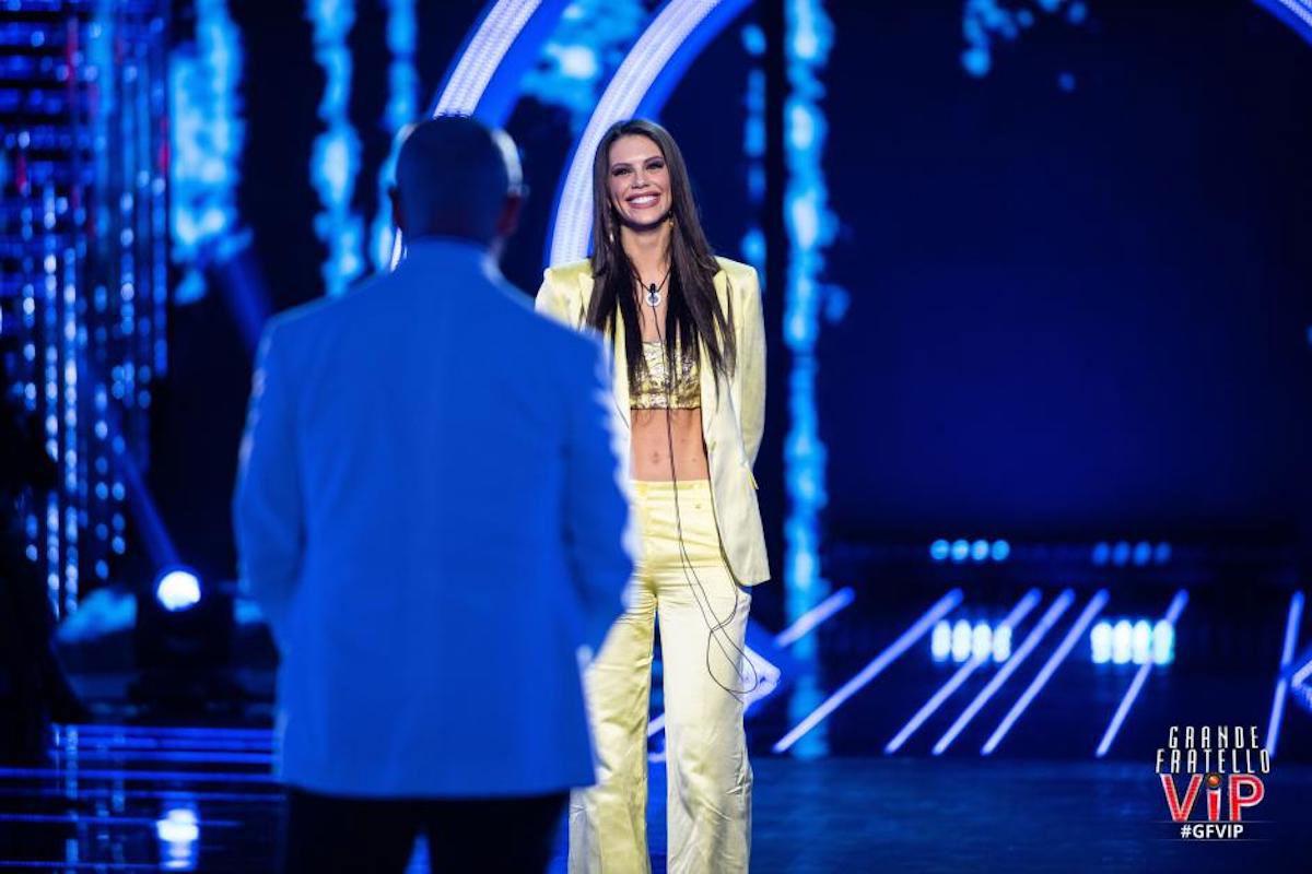 Salta la replica del GF Vip su La5, decisione di Berlusconi sulle scelte sbagliate degli autori: il retroscena bomba article-post