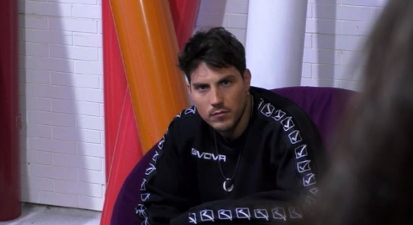 Daniele Dal Moro sfotte Onestini: il fratello di Luca interviene, volano stracci sui social preview