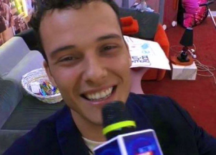 Il padre di un’attuale concorrente del Grande Fratello Vip ringrazia Donnamaria: ecco per quale motivo preview