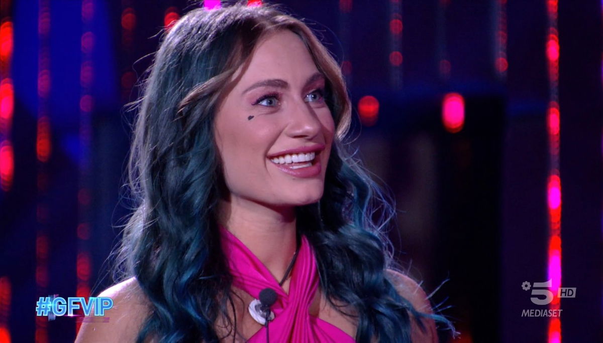 GF Vip 7, Nikita si impone nei sondaggi sul preferito: ecco chi si lascia alle spalle article-post