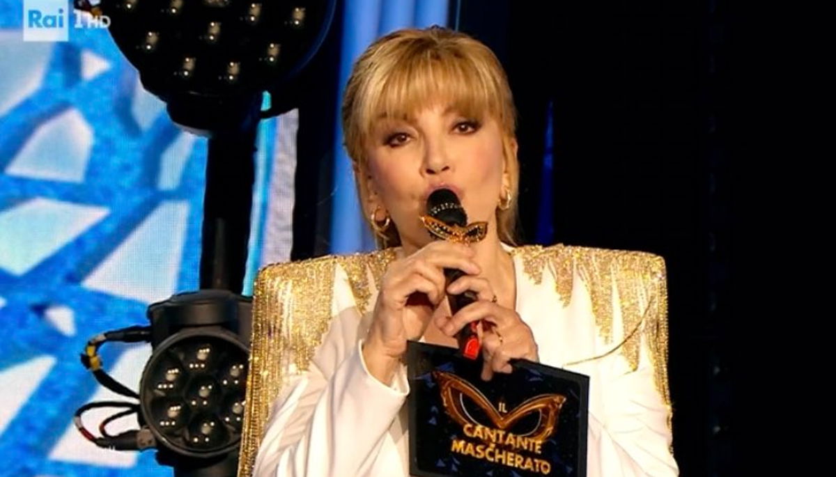 Chi è stato eliminato a Il Cantante Mascherato? Puntata del 25 marzo 2023, chi c’era sotto le maschere e nuovi indizi article-post